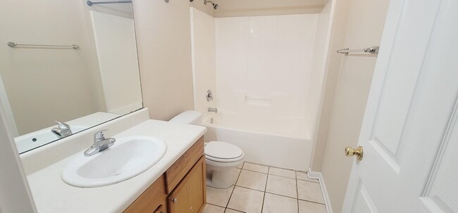 Building Photo - 2740 W Tharpe St