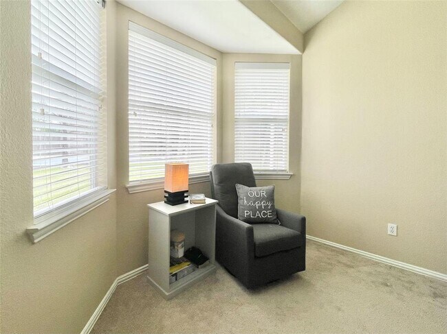 Building Photo - 33010 Greenfield Forest Dr