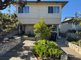 Building Photo - 22913 Juniper Ave