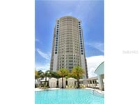 Building Photo - 1209 E Cumberland Ave