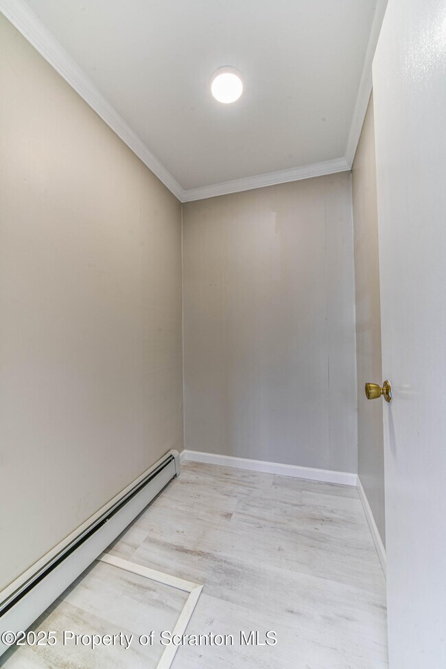 Building Photo - 1332 Lacka Trl