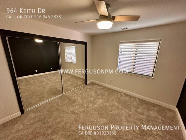 Building Photo - 964 Keith Dr