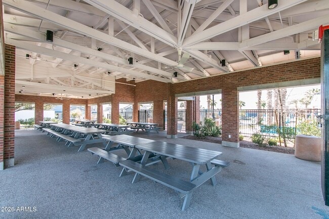 Building Photo - 2019 N Marketside Ave