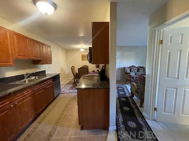 Building Photo - 2980 Alta View Dr