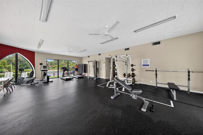 Building Photo - 1629 Riverview Rd