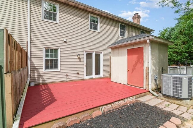 Building Photo - 614 Park Ridge Dr