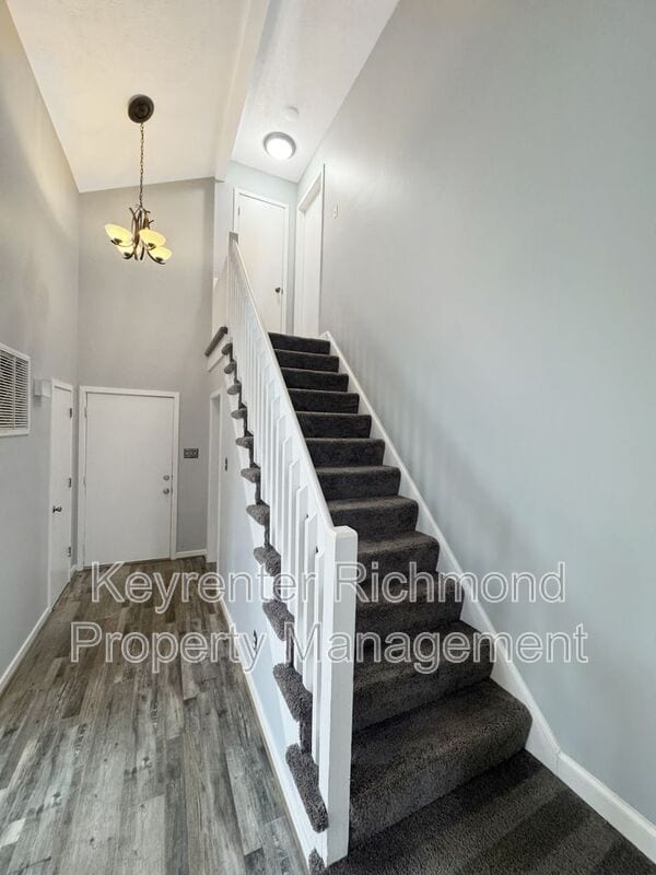 Building Photo - 6139 Stockade Ct