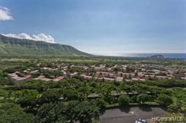 Building Photo - 84-680-680 Kili Dr