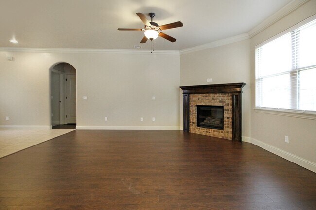 Building Photo - 15309 Cardinal Nest Dr