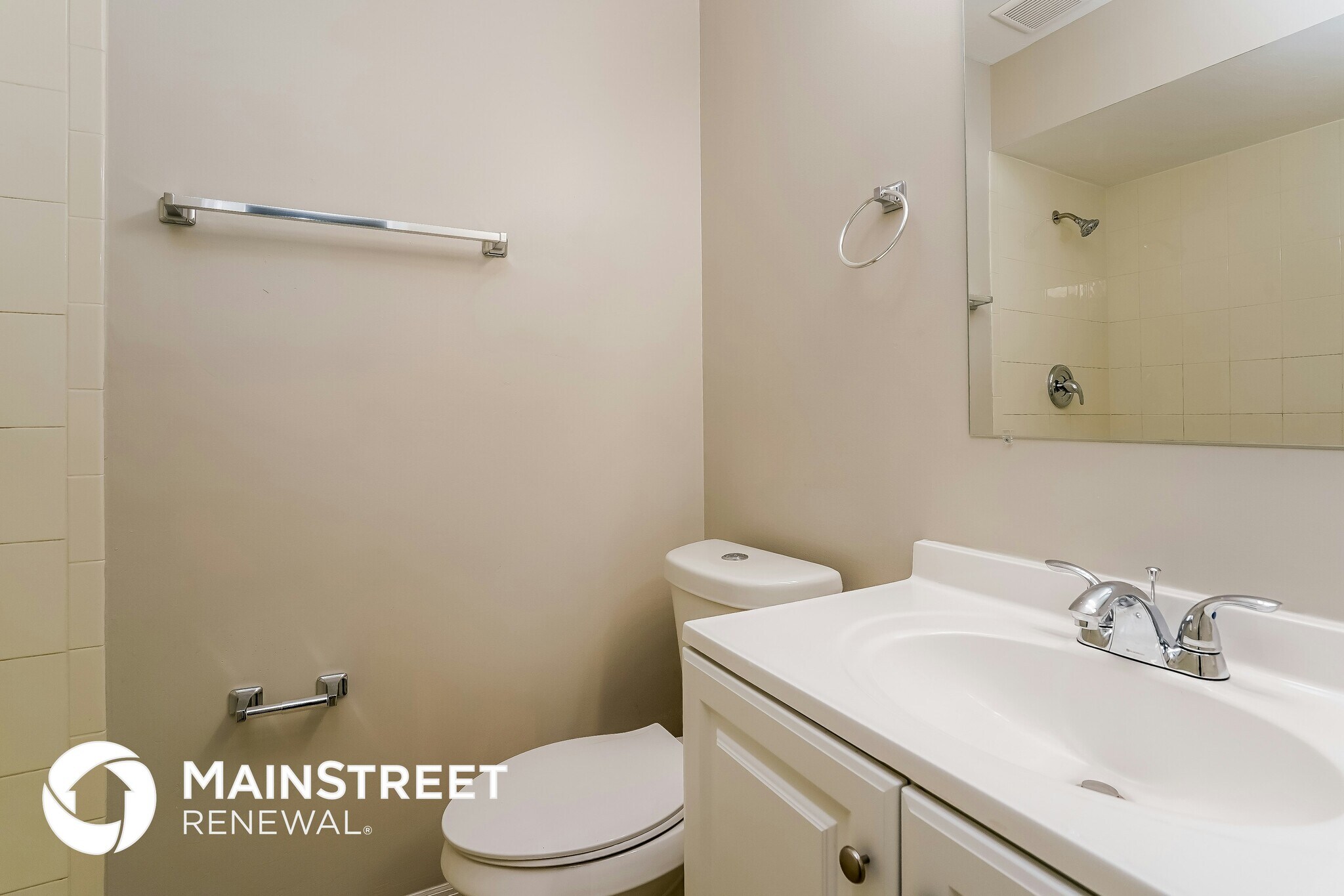 Building Photo - 113 NE 18th Pl