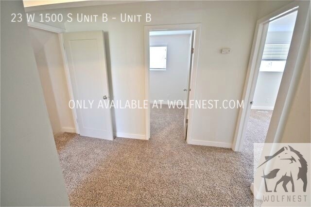 Building Photo - No Security Deposit Option! Incredible 3 B...