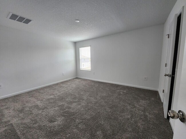 Building Photo - 1622 Reservoir Pl