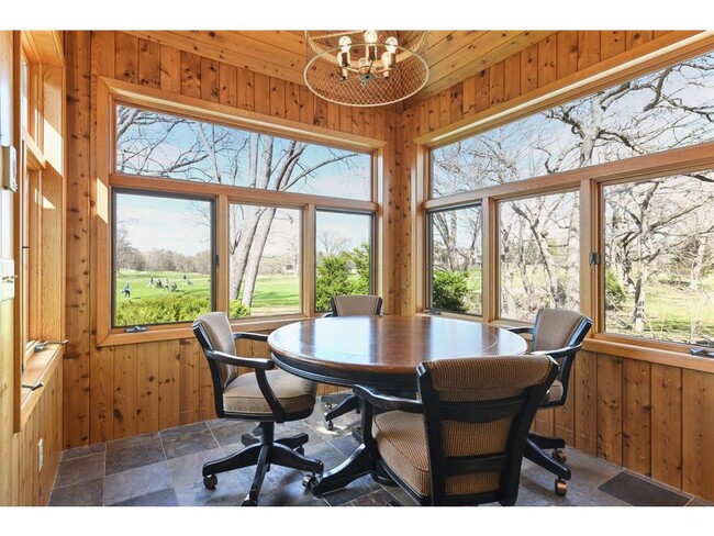 Building Photo - 5816 Northwood Dr