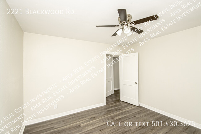 Building Photo - 2221 Blackwood Rd