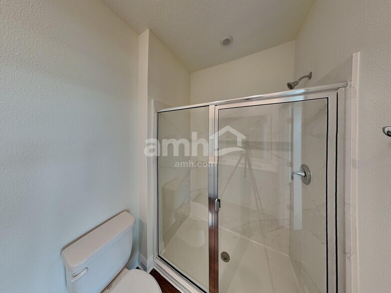 Building Photo - 375 Onate Cir