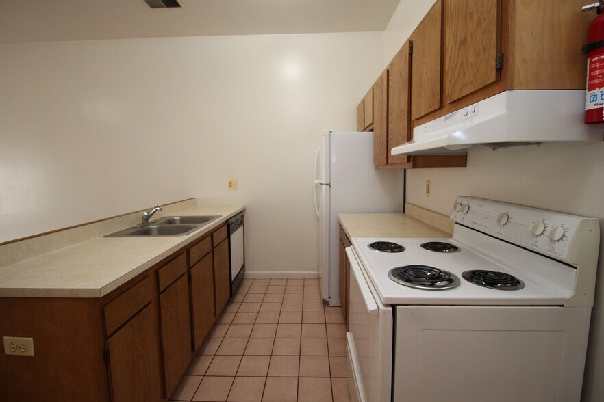 Kitchen - 217 W Cross St
