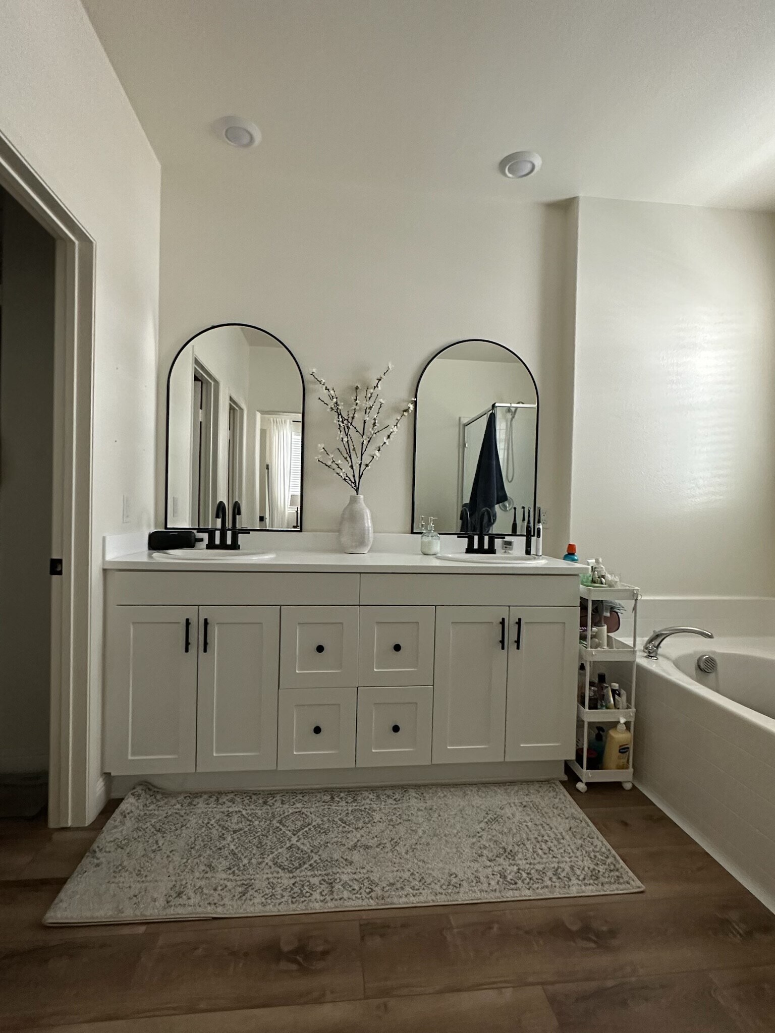 Master bath - 30321 Town Square Dr