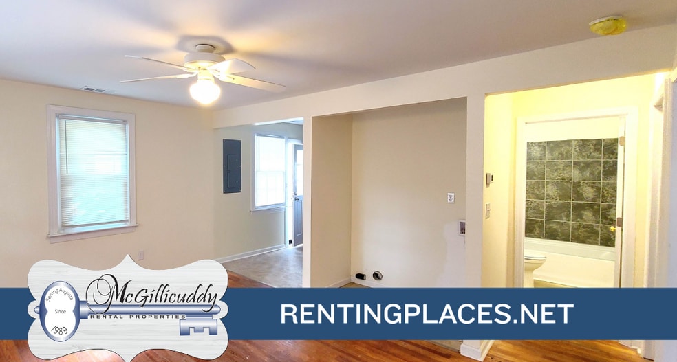 Building Photo - 1202 Holden Dr