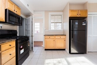 Building Photo - 412 W Marshall St