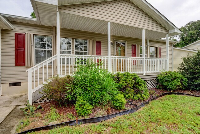 Building Photo - 428 Capeside Dr