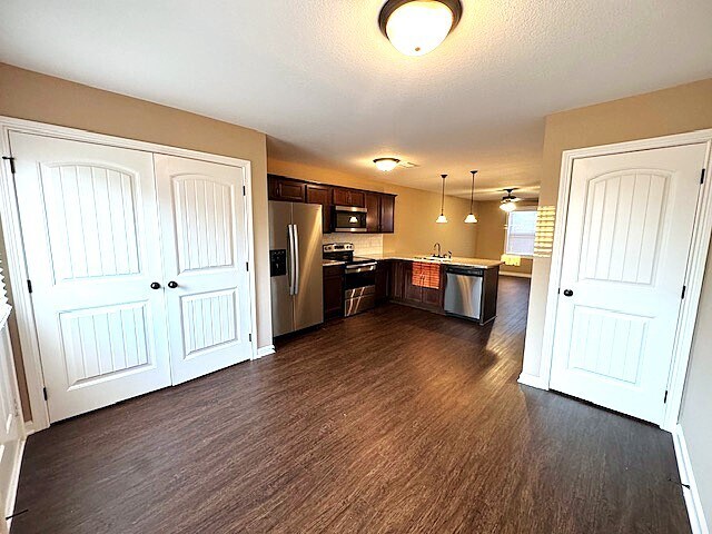Building Photo - 2501 Rollow Ln