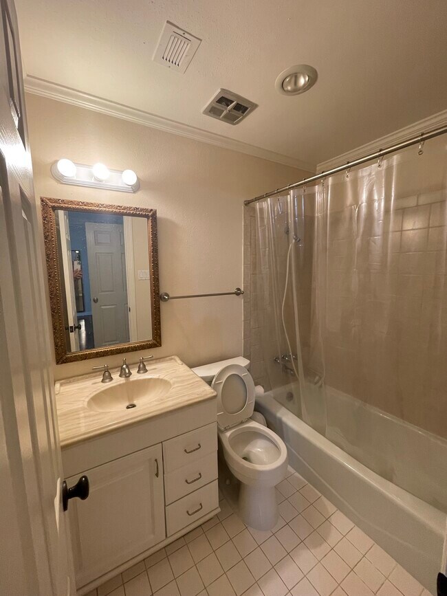 Building Photo - 6452 Olympia Dr