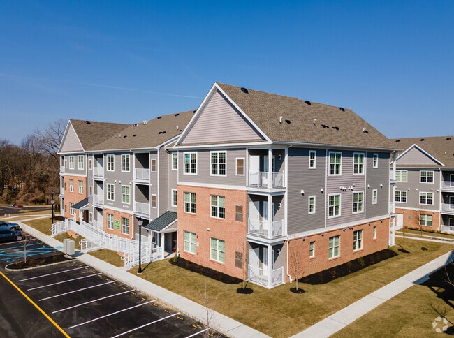Building Photo - Mi Place at Wayside