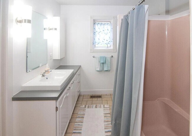 Building Photo - Gorgeous 19th Century Victorian showpiece