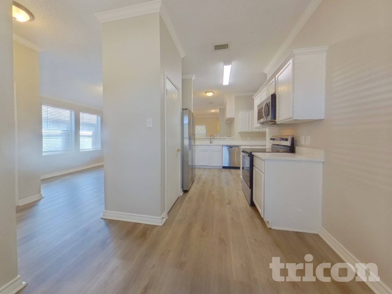 Building Photo - 143 Redbud Dr