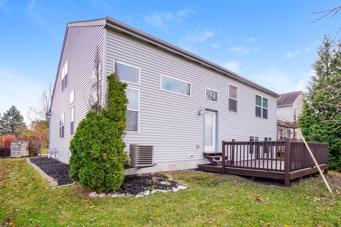 Building Photo - 1497 Westbrook Dr