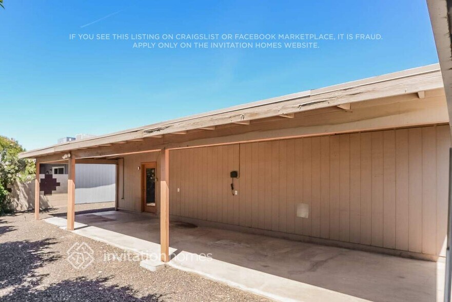 Building Photo - 437 W 5th Ave