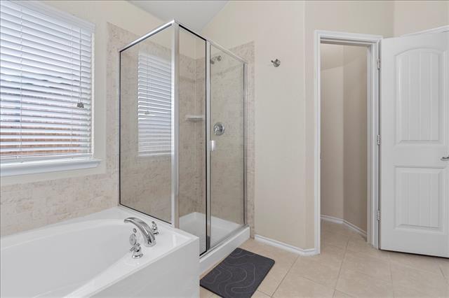 Building Photo - 2035 Karsen Ln