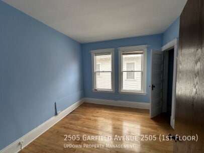 Building Photo - 2505 Garfield Ave