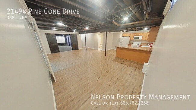 Building Photo - 21494 Pine Cone Dr