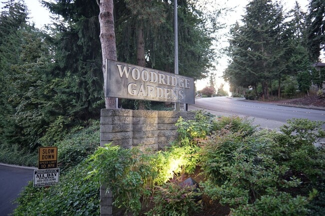 Building Photo - Beautiful home with 3 beds, 2.5 baths for rent