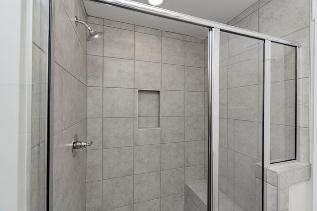 Building Photo - Monte Vista Townhomes