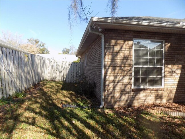 Building Photo - 11903 NW 9th Rd
