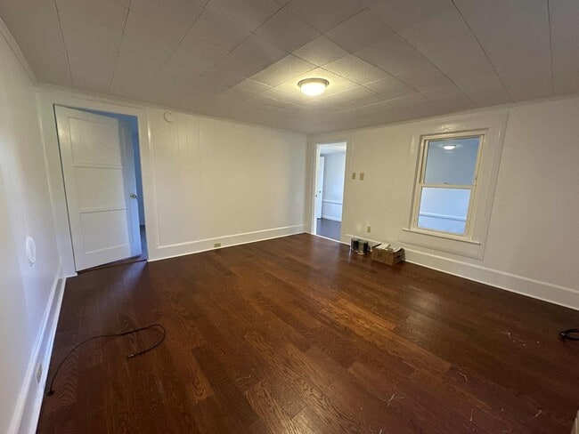 Building Photo - 20200 Fairgrounds Rd