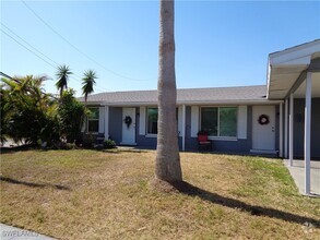 Building Photo - 820 Cape Coral Pkwy W