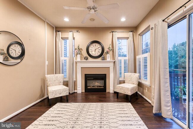 Building Photo - 2 Millhaven Ct