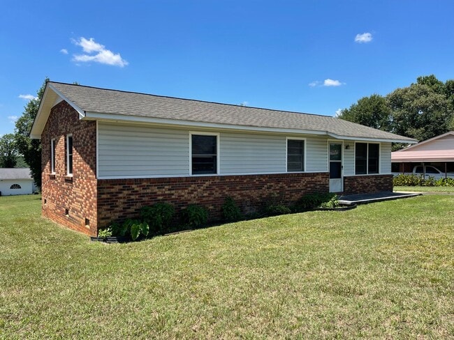 Building Photo - 1705 Windover Rd