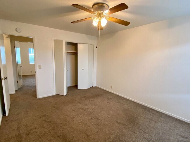 Building Photo - 1284 4th St