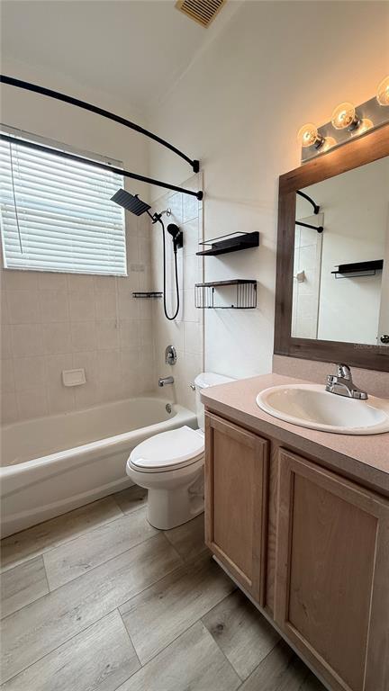Building Photo - 1155 Millbrook Cir