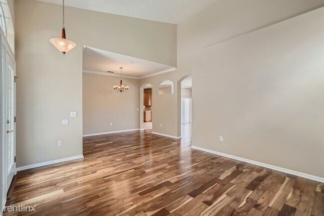 Building Photo - 5 br, 3 bath House - 22727 Killington Blvd...