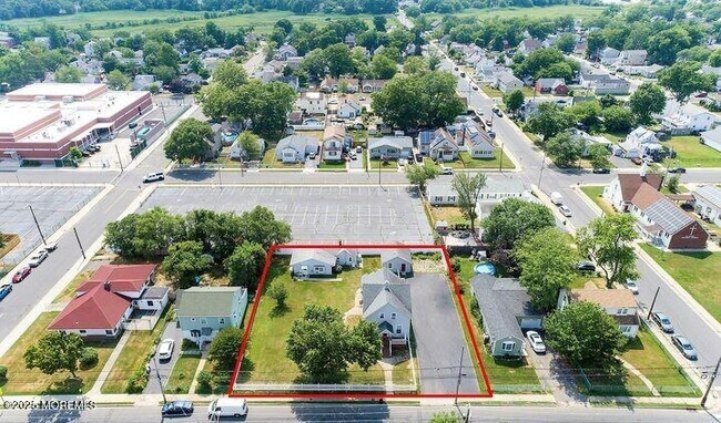 Primary Photo - 257 Carr Ave