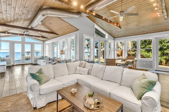 Building Photo - 1674 J D Miller Rd