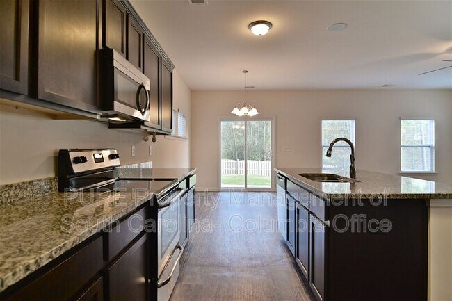 Building Photo - 207 Eagle Park Dr