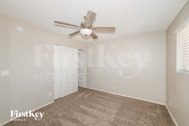 Building Photo - 3345 W Columbine Dr