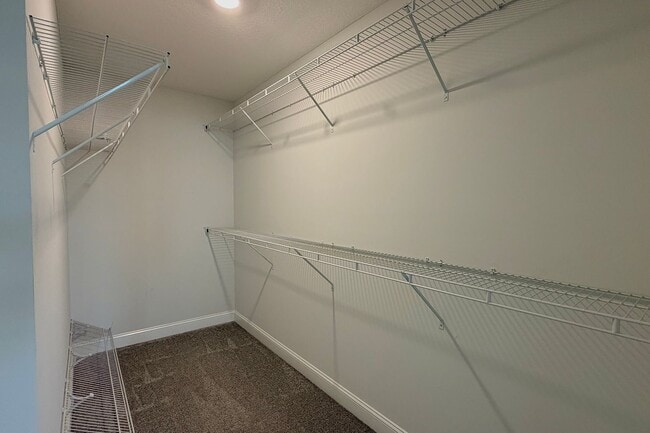 Building Photo - 44 Rimes Ave SE