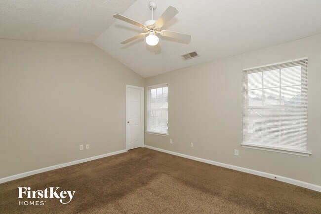 Building Photo - 256 Turnstone Rd